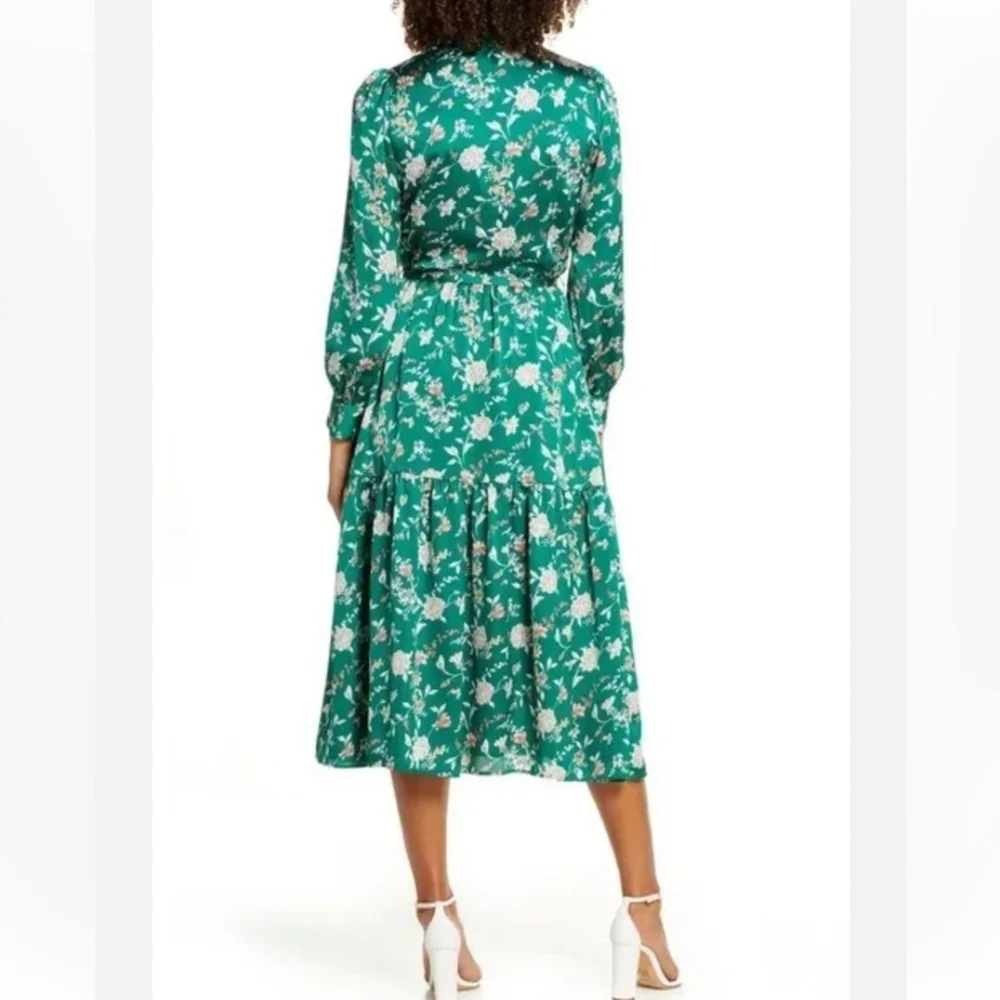 Chelsea28 Floral Emerald Midi Dress - Picture 2 of 3